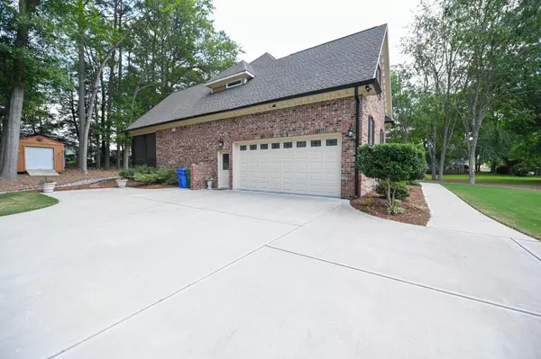 Fuquay Varina, NC 27526,607 Faucette Street