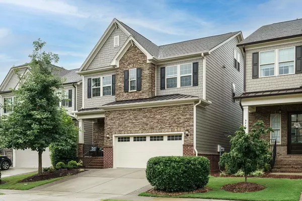 925 Regency Cottage Place, Cary, NC 27518