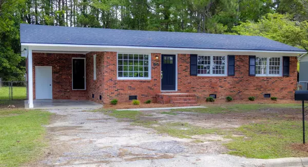 737 Queens Avenue, Dunn, NC 28334