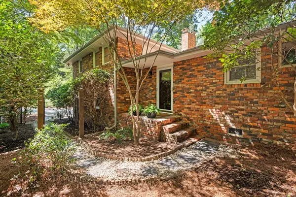 316 N Estes Drive, Chapel Hill, NC 27514