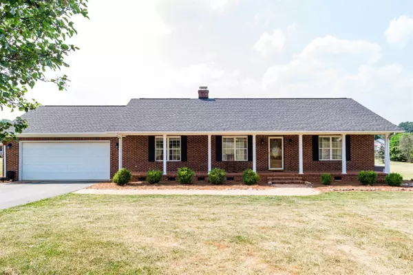 3960 E Greensboro Chapel Hill Road, Snow Camp, NC 27349