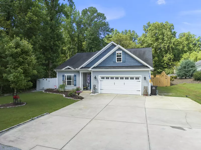 52 Beacon Ridge Drive, Angier, NC 27501