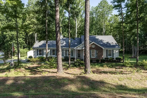 1012 Sawyer Creek Drive,  Zebulon,  NC 27597