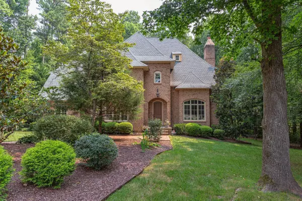 5500 Spring House Lane, Chapel Hill, NC 27516