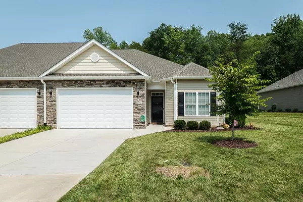 634 Retriever Lane, Mebane, NC 27302