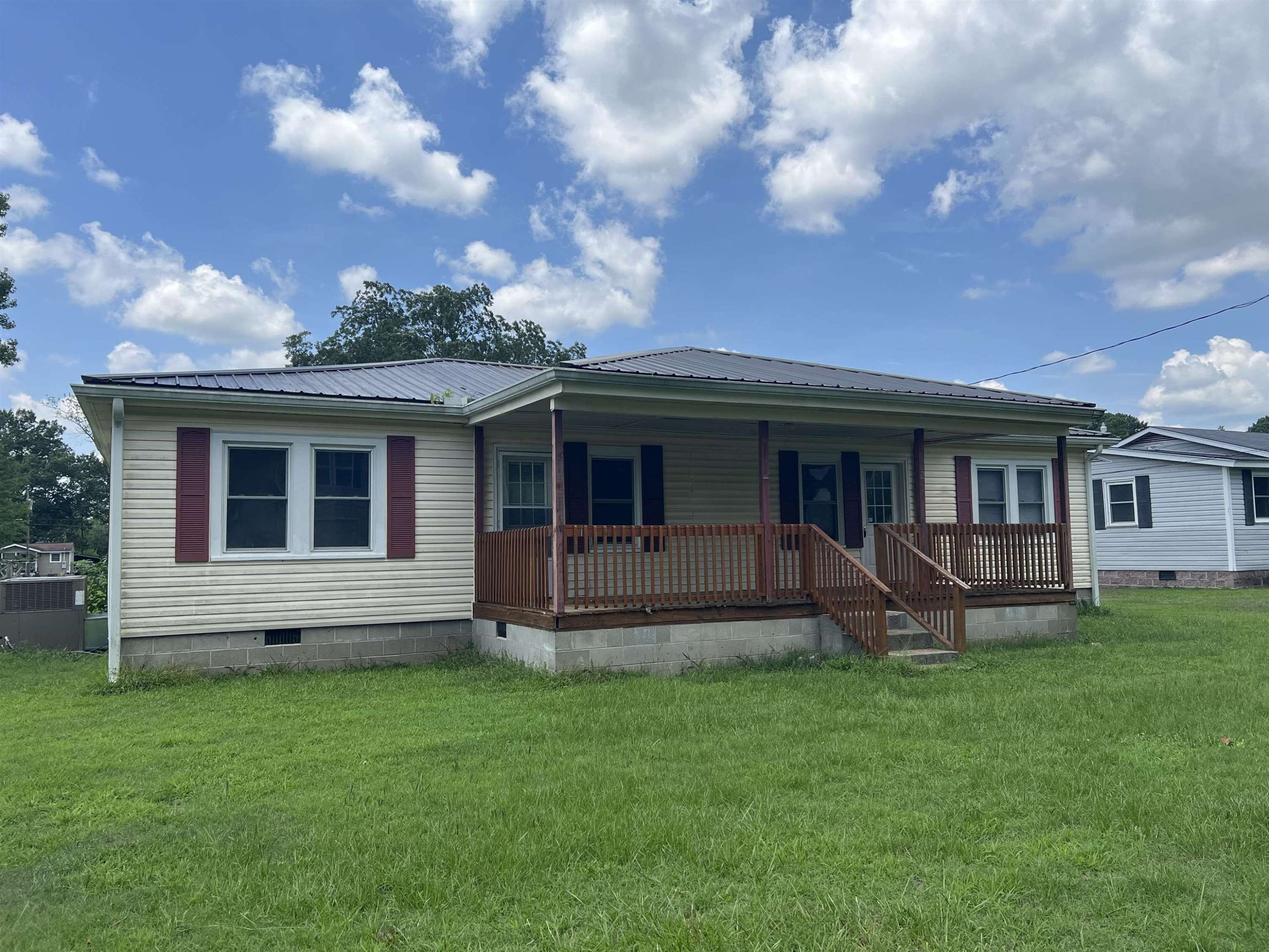 820 S Rose Street, Nashville, NC 27856