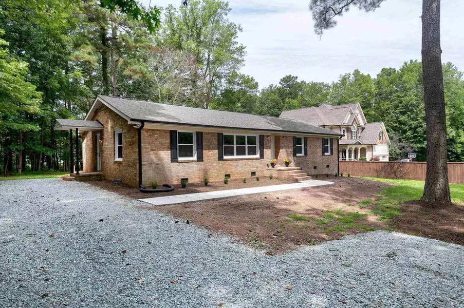 7103 Big Horn Drive, Hillsborough, NC 27278