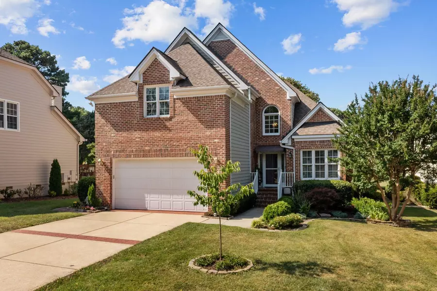 2912 Hawtree Drive, Raleigh, NC 27613