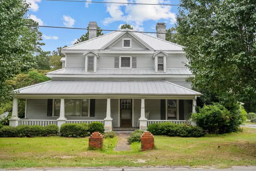 323 E Main Street, Coats, NC 27521