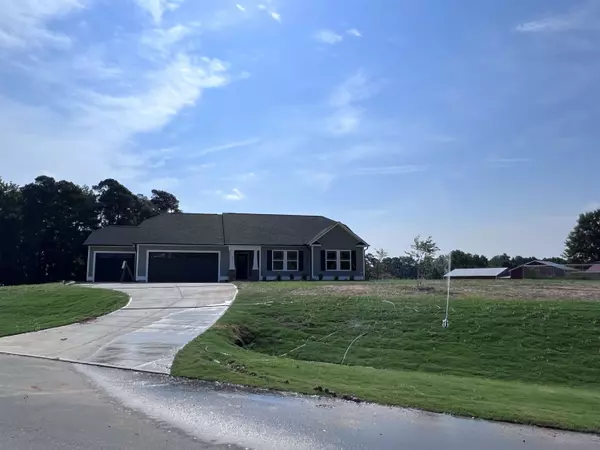 98 Paint Horse Drive, Benson, NC 27504