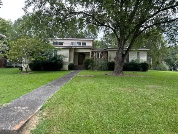 302 Smoketree Way,  Louisburg,  NC 27549