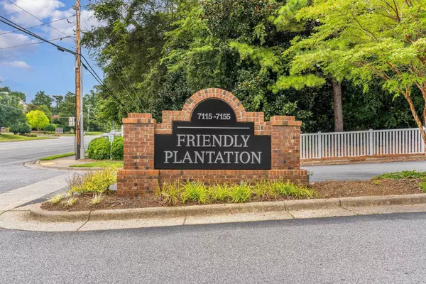 7115 W Friendly Avenue #E, Greensboro, NC 27410