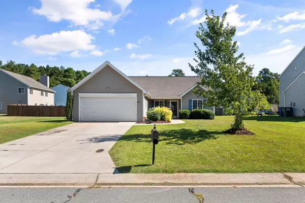 203 Walnut Crossing Drive, Whitsett, NC 27377