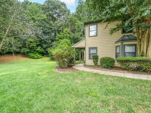 601 Broad Leaf Circle #601, Raleigh, NC 27613