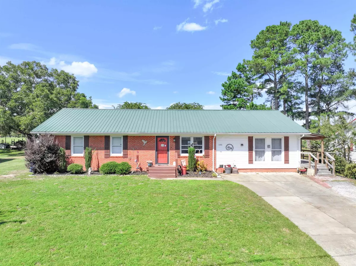 Dunn, NC 28334,105 Holly Avenue