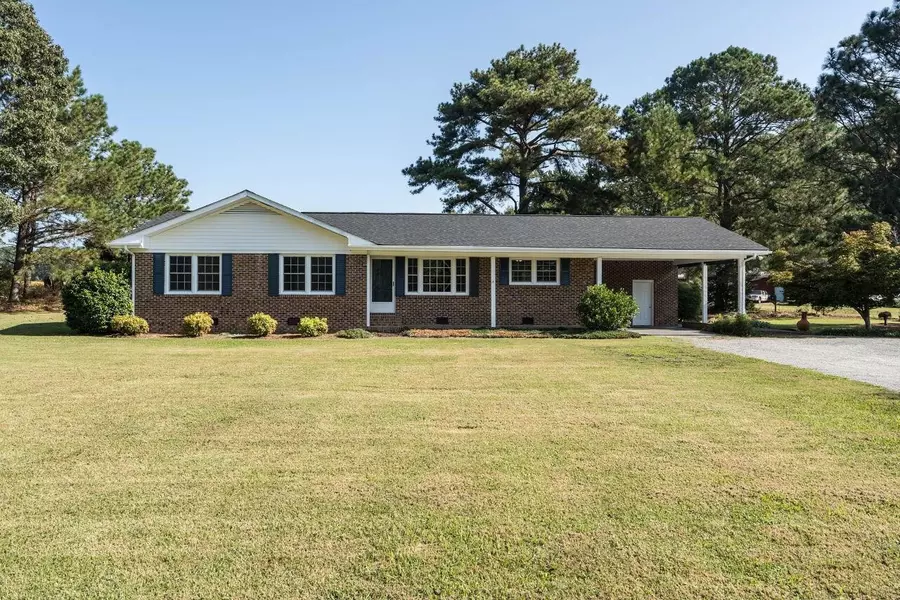 7556 W Nc 222 Highway, Kenly, NC 27542