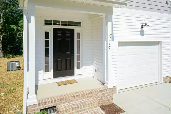 Dunn, NC 28334,804 N Magnolia Avenue