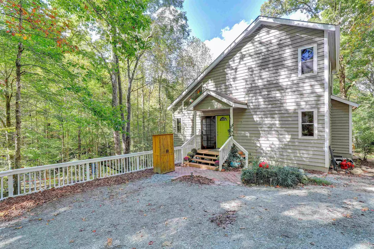 Chapel Hill, NC 27517,91 Trillium Place