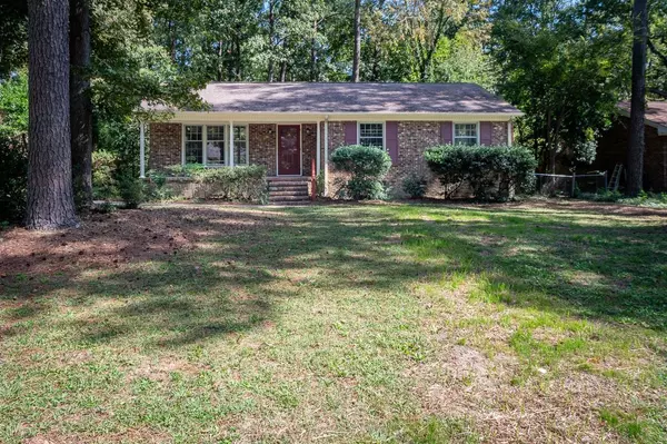 405 Thornwood Road, Chapel Hill, NC 27517