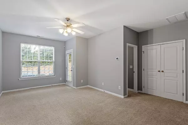 Raleigh, NC 27606,5469 Crescentview Parkway