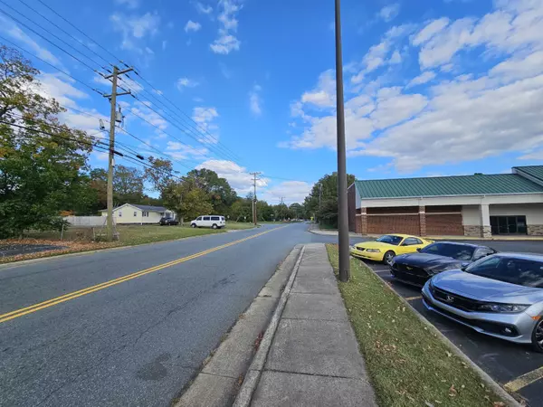 Graham, NC 27253,112 E Gilbreath Street