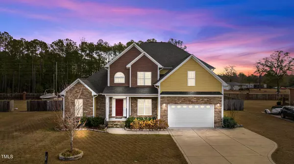 2816 Sand Trap Lane, Hope Mills, NC 28348