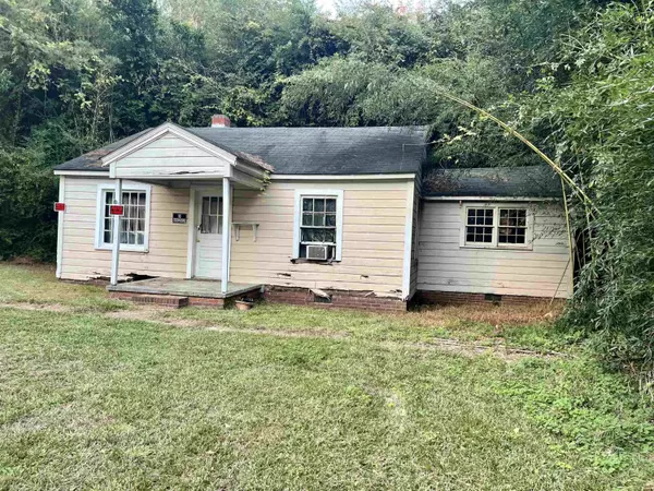 2911 E NC 27 Highway, Coats, NC 27521