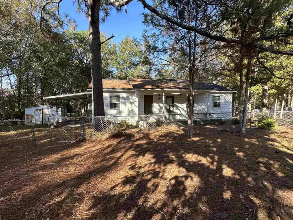 617 & 619 Maxie Loop Road, Spring Lake, NC 28390