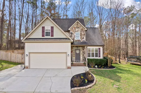 15 Falcon Crest Lane, Youngsville, NC 27596