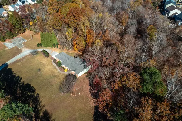 5501 Aerosport Road, Holly Springs, NC 27540