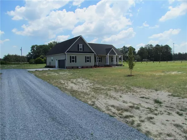 5121 EL Paso Place, Wade, NC 28395