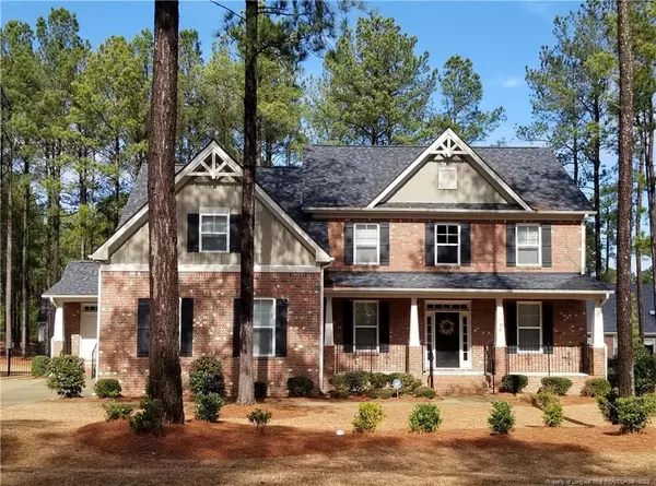 180 The Inner Circle, Spring Lake, NC 28390