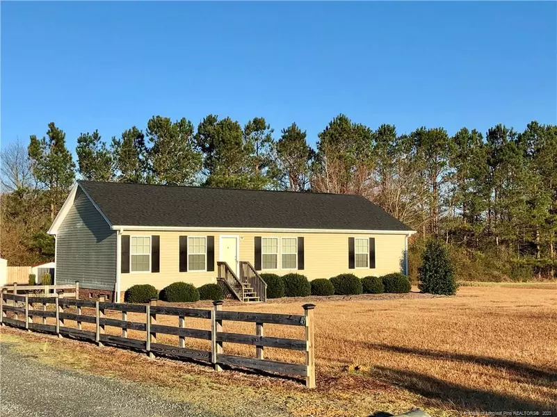 49 Ridge Lane, Autryville, NC 28318