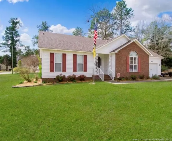 5707 Walkabout Road, Hope Mills, NC 28348