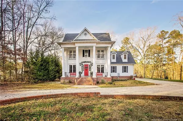 877 Juni Drive, Fayetteville, NC 28303