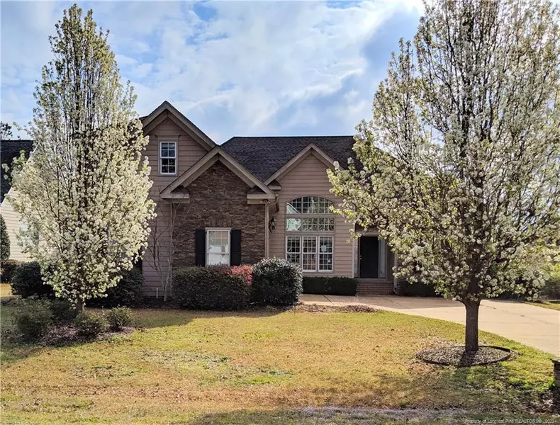 238 Falling Water Road, Spring Lake, NC 28390