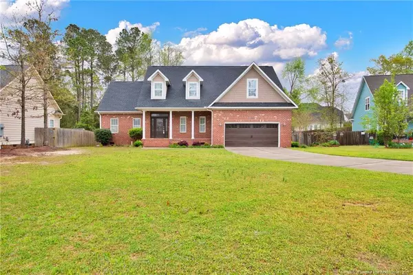 1315 Hunters Trail, Hope Mills, NC 28348