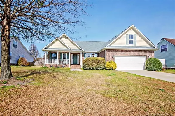 5908 BLUE SKY Lane, Hope Mills, NC 28348