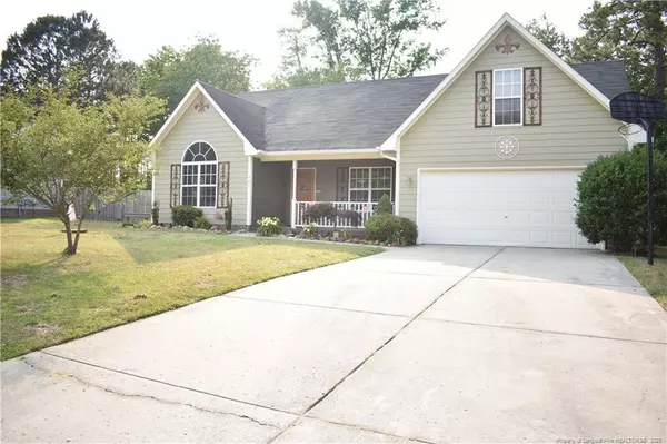 467 Northwoods Drive, Raeford, NC 28376