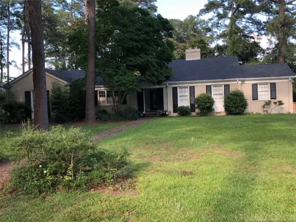 2102 N Chestnut Street, Lumberton, NC 28358