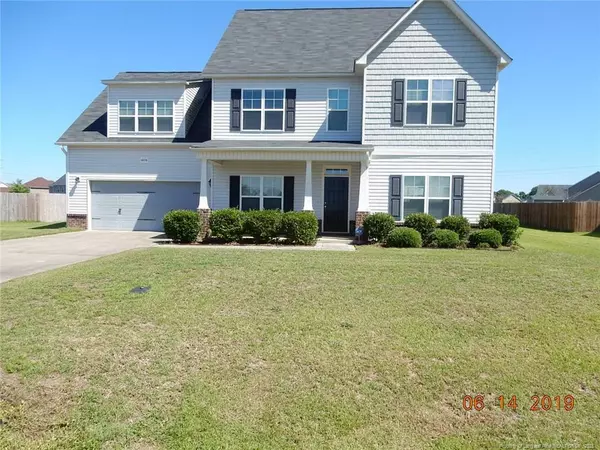 6606 Planters Row Drive, Hope Mills, NC 28348