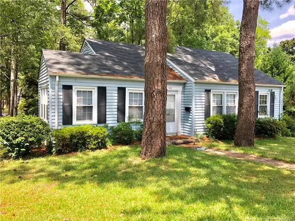 1432 SUMMITT Avenue, Fayetteville, NC 28305