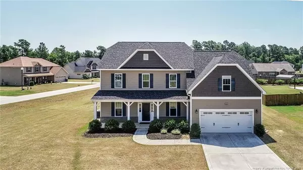 6601 Stillwood Drive, Hope Mills, NC 28348