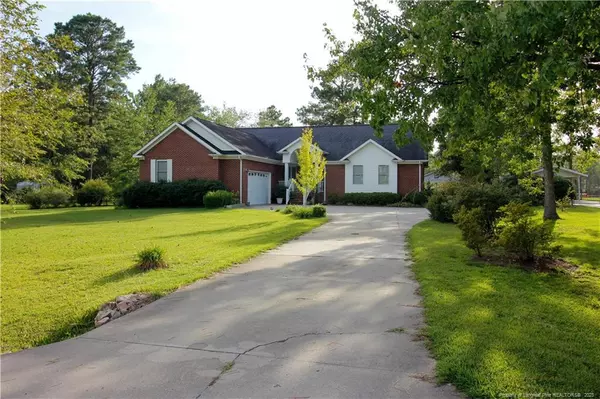 5305 Camellia Lane, Lumberton, NC 28360