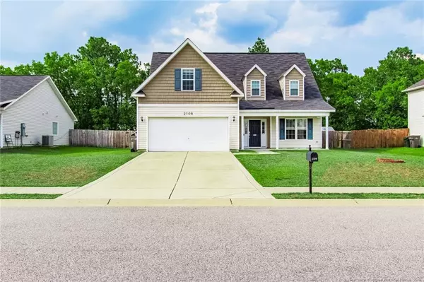 2108 Sir Michael Drive, Hope Mills, NC 28348