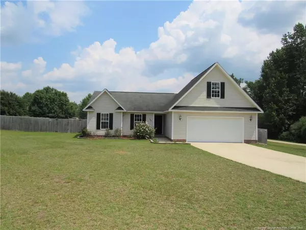 194 Heartwood Drive, Raeford, NC 28376