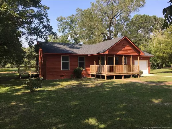 7147 Lee Avenue, Wade, NC 28395