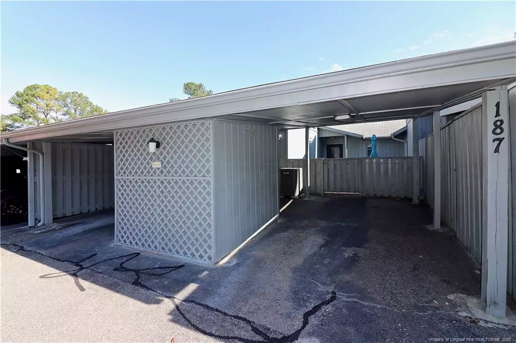 Vass, NC 28394,187 Cranes Cove