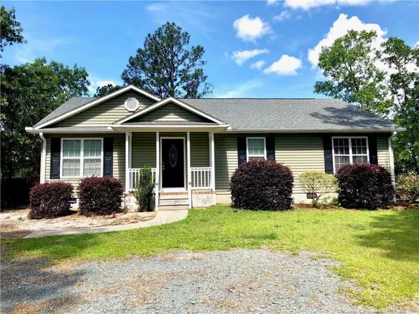 196 Capel Drive, Pinebluff, NC 28373
