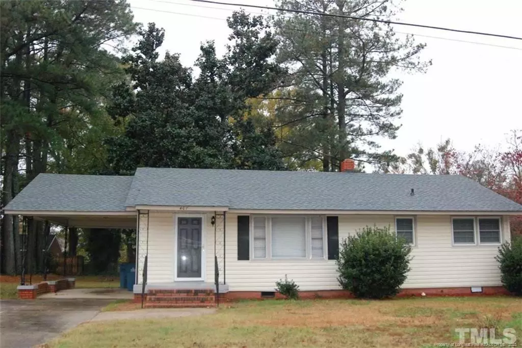 Dunn, NC 28334,407 W Canary Street